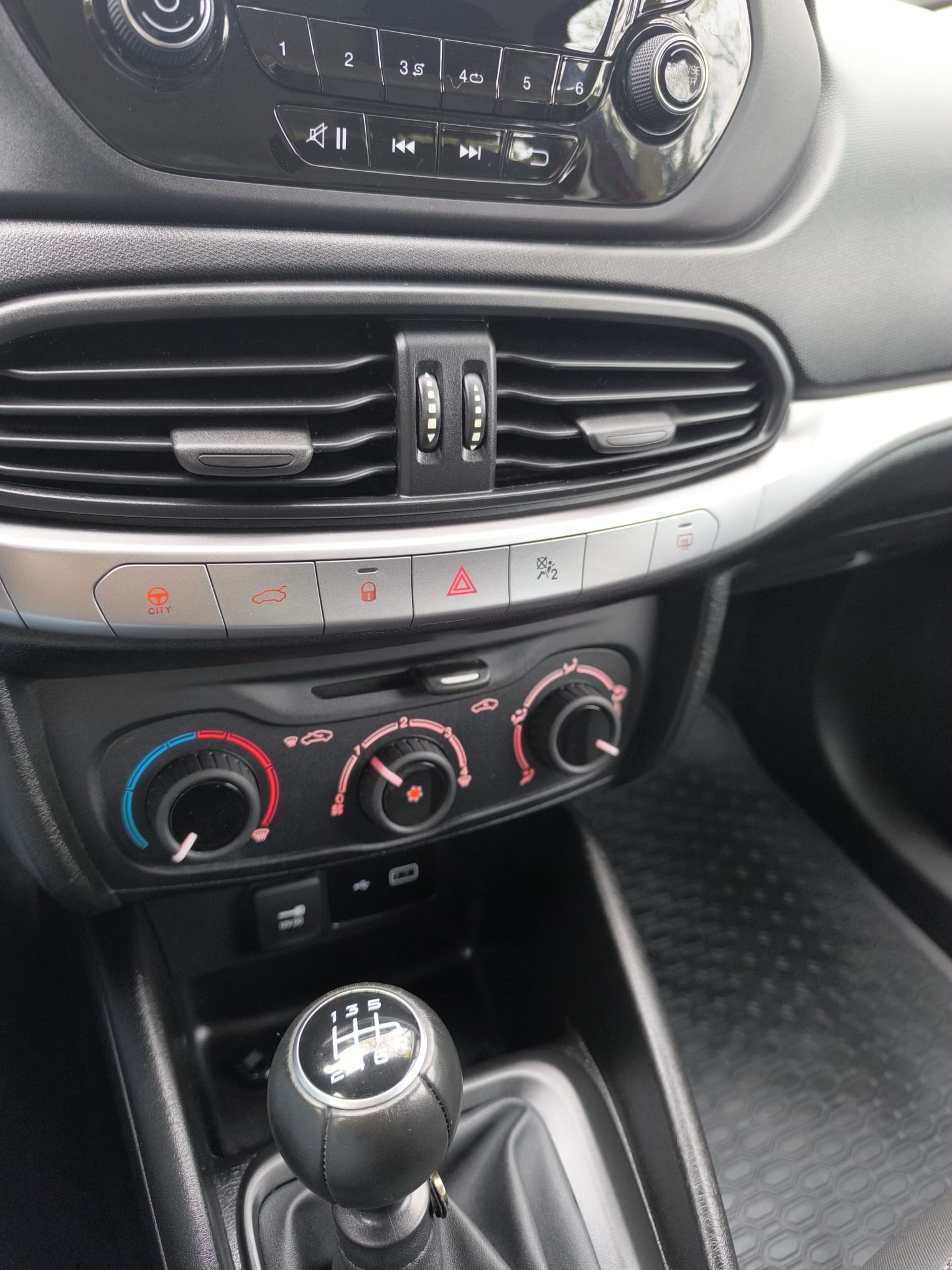 FIAT Tipo 1.4i 95cv 2019, 15.000Km!