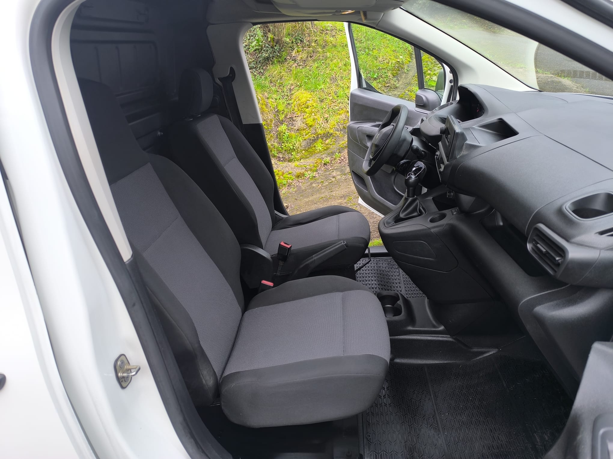 Peugeot Partner 1.5BlueHDI 98cv 2020