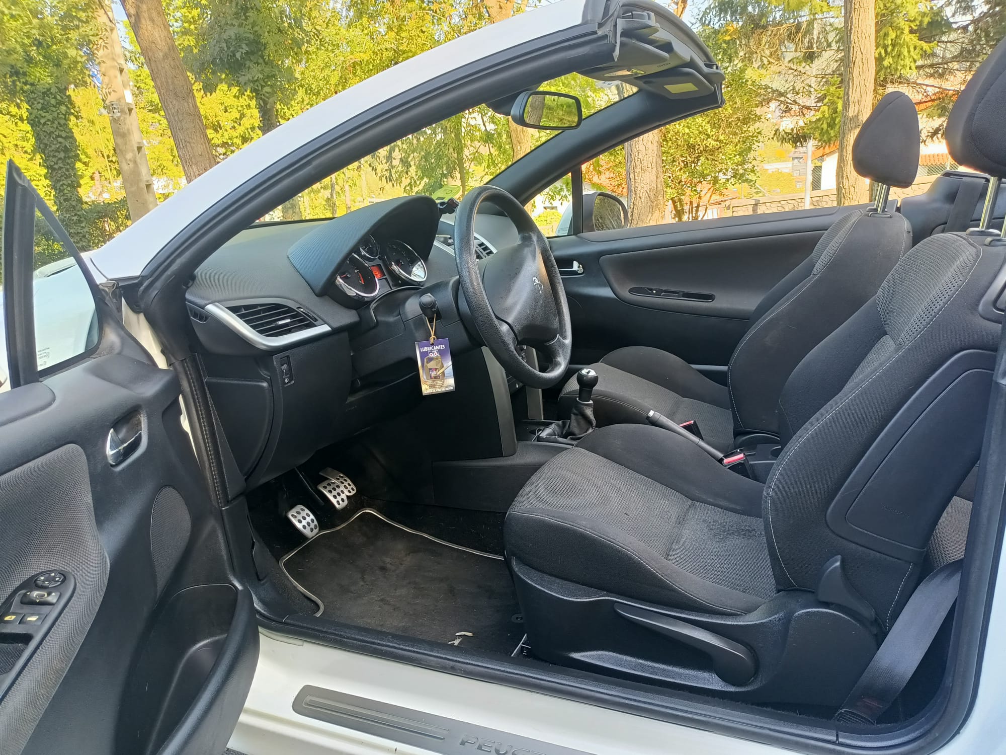 Peugeot 207 CC 1.6i 120cv