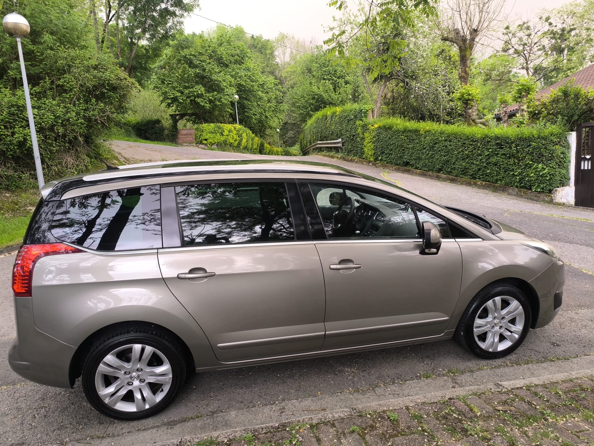 Peugeot 5008 1.6BlueHDI 120cv Allure 7 plazas 2016