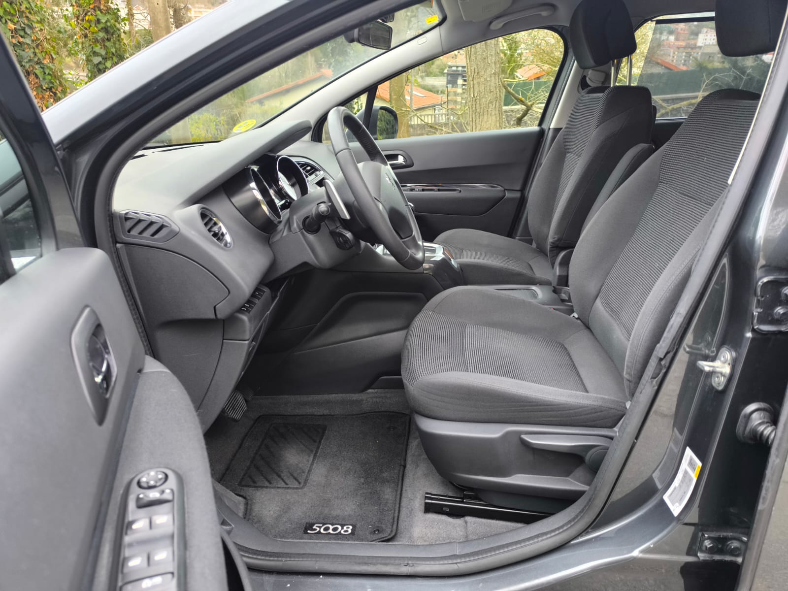 PEUGEOT 5008 1.6eHDI ACTIVE CMP 115cv