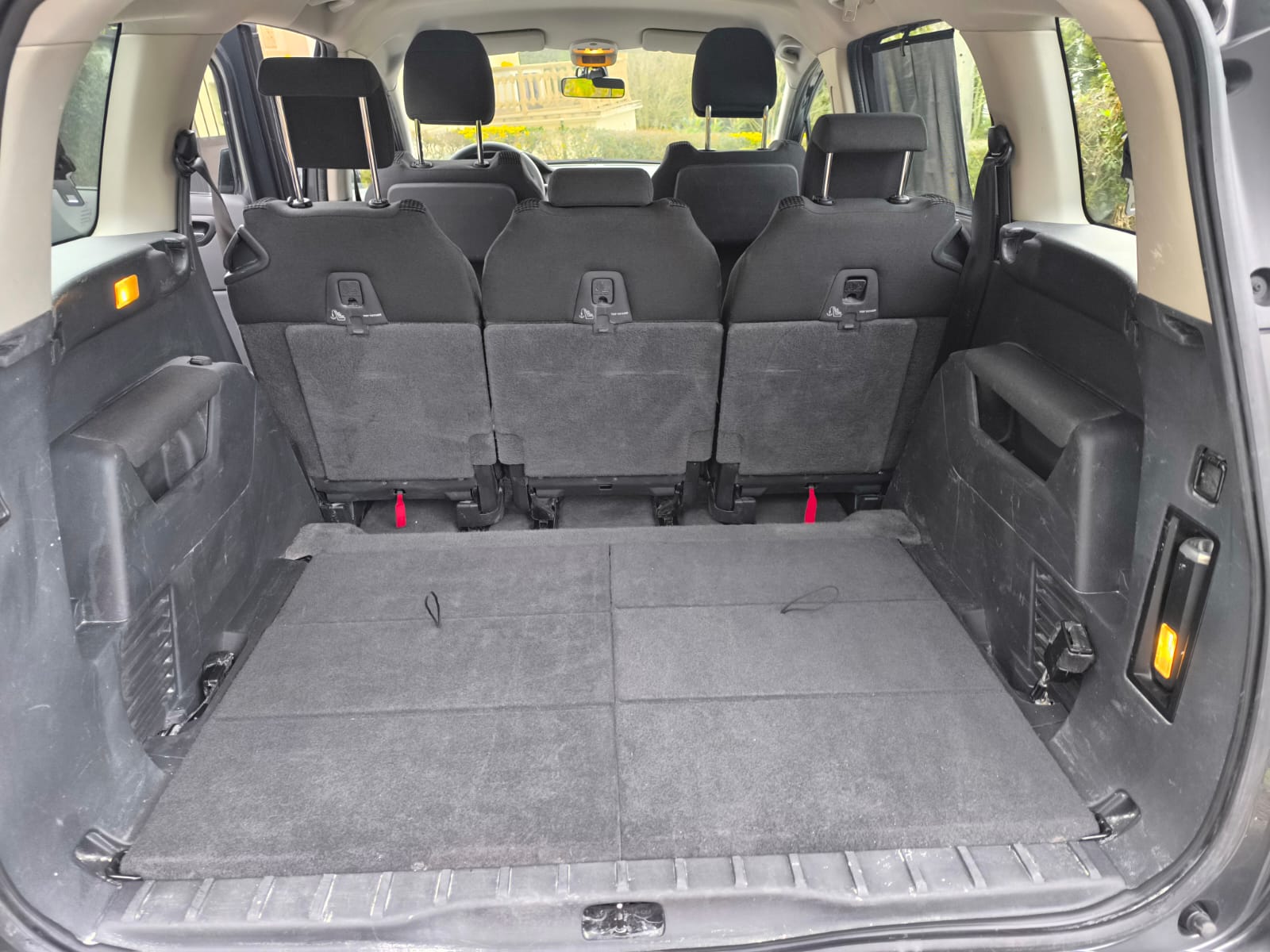 PEUGEOT 5008 1.6eHDI ACTIVE CMP 115cv