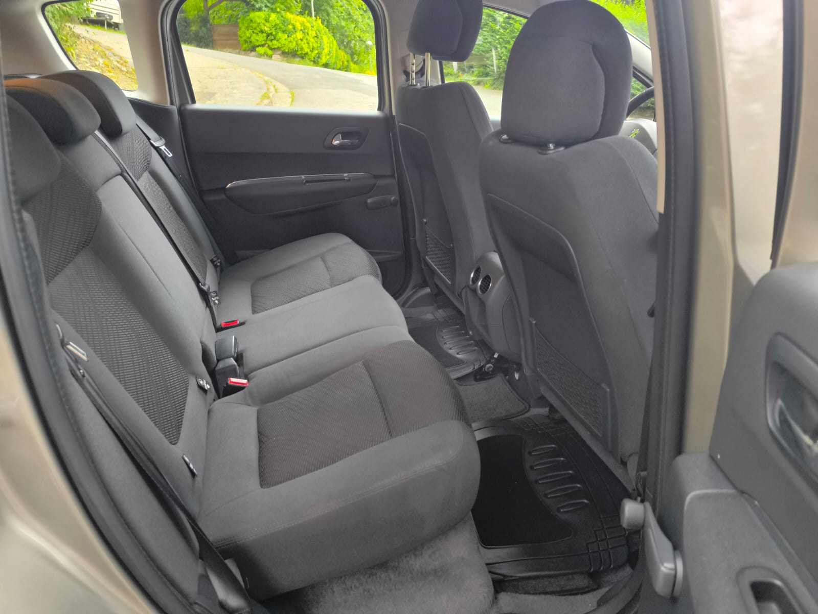 Peugeot 3008 1.6 e-HDI 115cv 2013