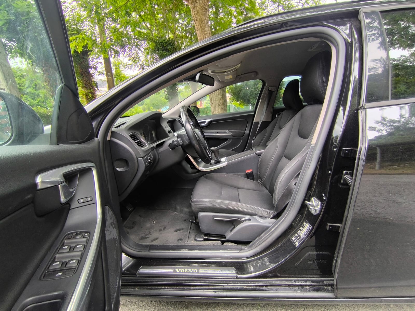 Volvo V60 2.0 D2 Kinetic 120cv